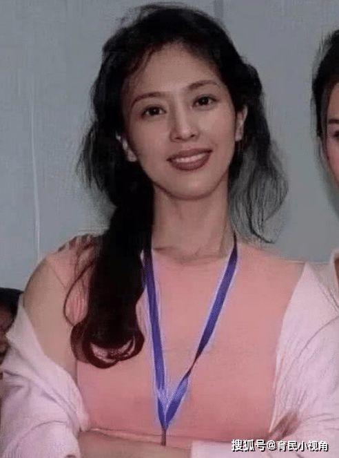 娱乐圈颜值妈妈网,娱乐圈颜值妈妈们的美丽蜕变之路
