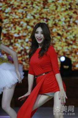 女明星阿朵,从民族音乐到时尚偶像的华丽蜕变